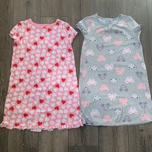2 Carters short sleeve nightgowns